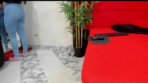 Elena  Derek online show from 12.09.24