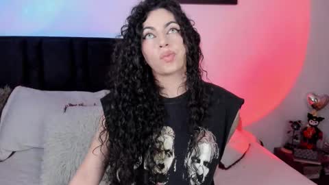 Elena  online show from 09.24.25