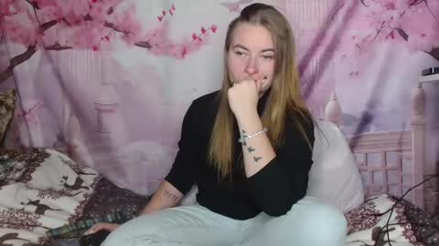 Elena online show from 10.04.25