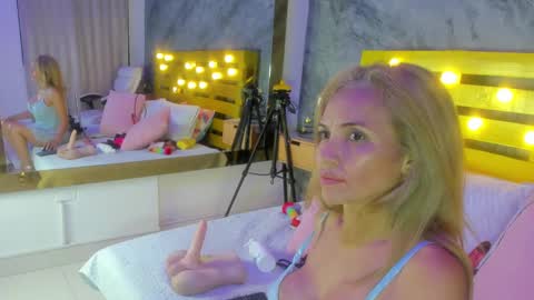 Elena online show from 02.06.25