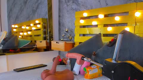 Elena online show from 02.27.25