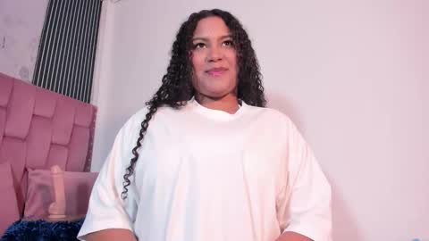 elena_wolff online show from 11.21.25