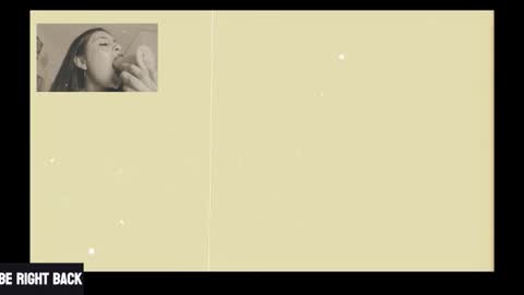 Snapshot of elenaa_salvatore chatting on 09.15.25 Elena online show from 09.15.25