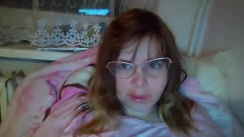 Elena online show from 12.04.25