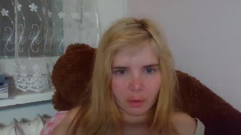 Elena online show from 02.28.26