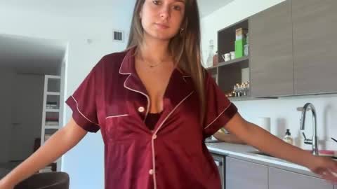 Elena online show from 05.21.26