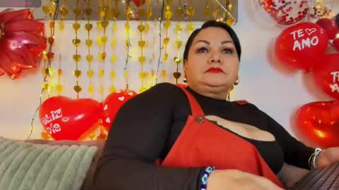 Snapshot of elenna_boobs_ chatting on 09.16.25 elenna_boobs_ online show from 09.16.25