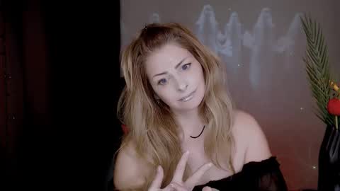 Snapshot of eleonorrres chatting on 11.01.25 Elli online show from 11.01.25