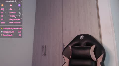 Snapshot of eleven_diamond chatting on 12.10.24 Millie bobby online show from 12.10.24
