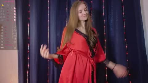 elfieeva1 online show from 04.15.26