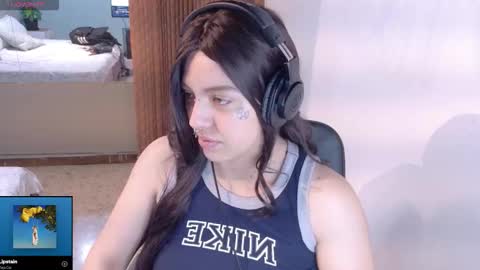 Snapshot of eli666uwu chatting on 10.02.25 eli666uwu online show from 10.02.25