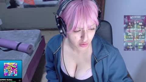 Snapshot of eli666uwu chatting on 10.20.25 eli666uwu online show from 10.20.25