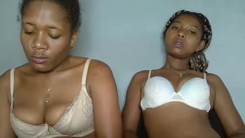 elia011 online show from 01.25.25