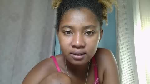 elia011 online show from 02.22.25