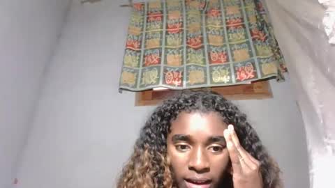 elia011 online show from 11.05.25