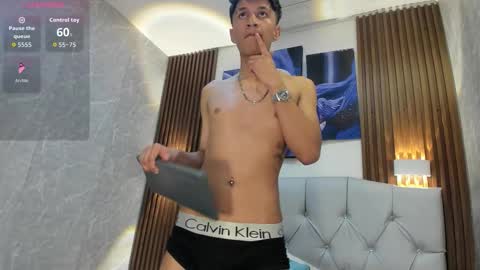 Elian Julian online show from 12.01.25