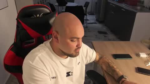 Elian online show from 11.25.25