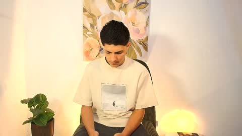 Snapshot of elias_salvatore_ chatting on 05.29.26 elias_salvatore_ online show from 05.29.26