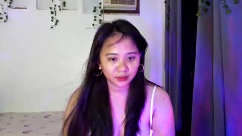 elie2001 online show from 02.25.25