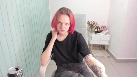 elieiza_xo online show from 09.16.25