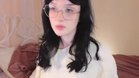 Ellie online show from 09.17.25