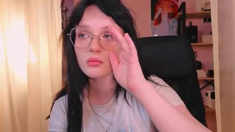 Ellie online show from 10.02.25