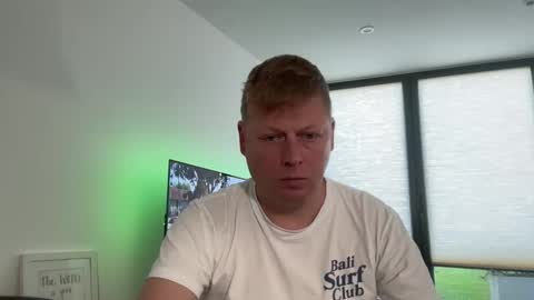 Snapshot of eliepa chatting on 03.02.26 CabinCrewDrew online show from 03.02.26