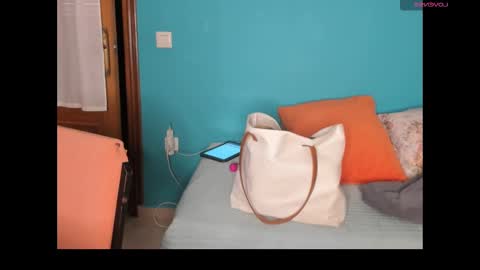 elifgirasol online show from 02.25.25