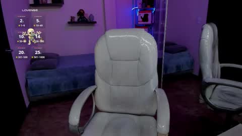 Eliie online show from 03.10.25