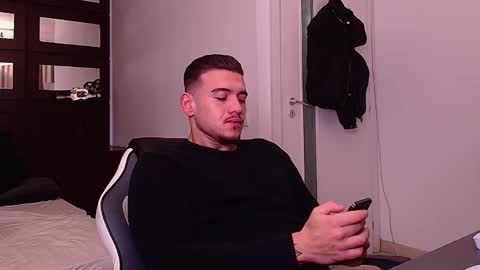 ElijahThorne online show from 12.19.25