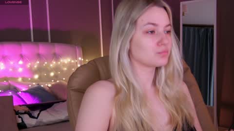 Elina online show from 02.09.25