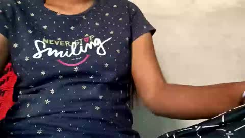elina_roy03 online show from 10.25.25