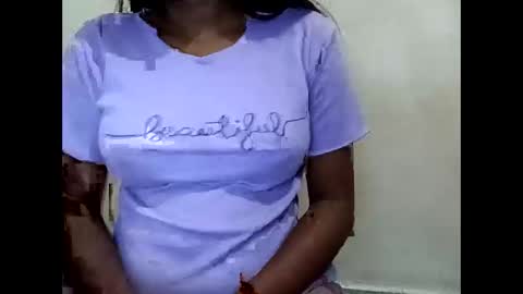 elina_roy03 online show from 01.18.26