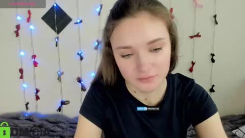 elina_x online show from 06.08.26