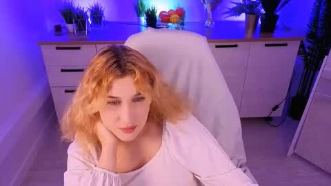  Elina  Follow me  online show from 09.16.25