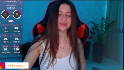 Elina online show from 11.10.25