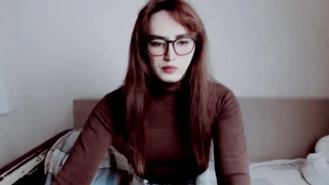 Snapshot of elisa_2001 chatting on 10.16.25 Liza online show from 10.16.25