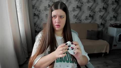 Aletta Oushen online show from 10.02.25