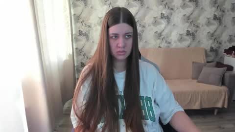 Aletta Oushen online show from 10.20.25