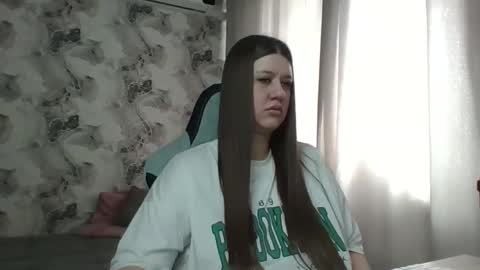 Aletta Oushen online show from 02.22.26