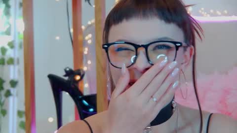 Snapshot of elisabethdavis chatting on 09.22.25 ElisabethDavis online show from 09.22.25