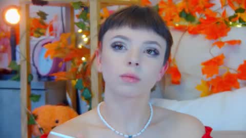 Snapshot of elisabethdavis chatting on 10.16.25 ElisabethDavis online show from 10.16.25