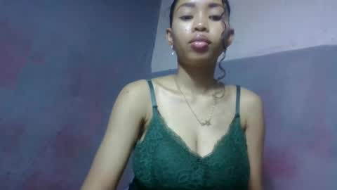 elisabethee online show from 04.23.26