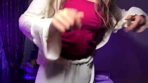 Elin online show from 04.13.26