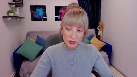 Elisabeth online show from 01.19.25