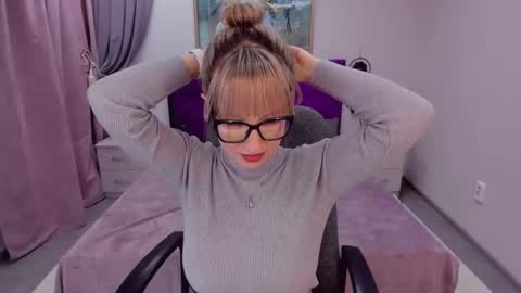 Elisabeth online show from 01.24.25