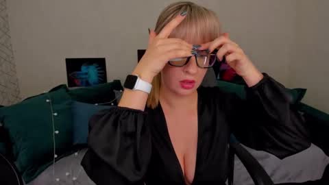 Elisabeth online show from 02.06.25