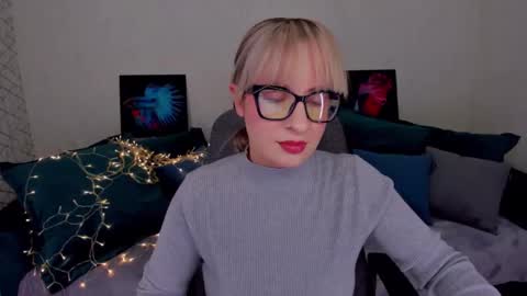 Elisabeth online show from 02.14.25