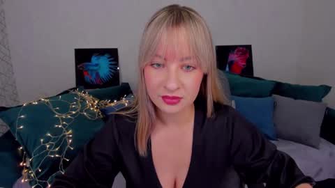 Elisabeth online show from 02.15.25