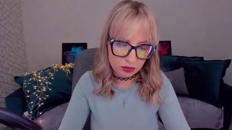 Elisabeth online show from 02.20.25